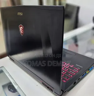 New Laptop MSI Katana 15 8GB Intel Core I7 HDD+SSD 256GB