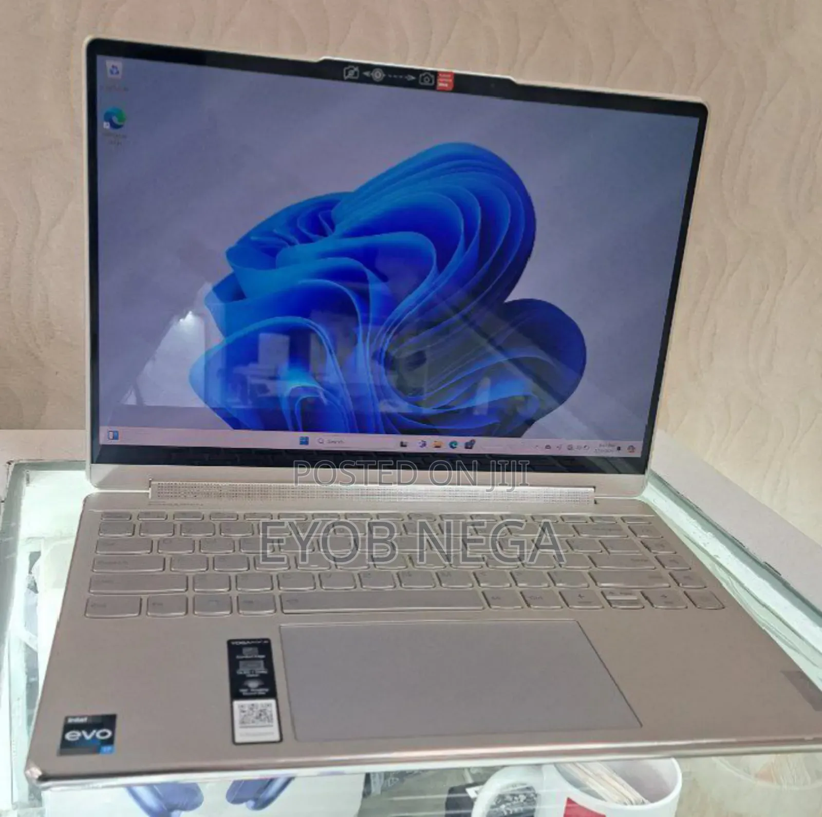 New Laptop Lenovo Yoga 9i 16GB Intel Core I7 SSD 512GB