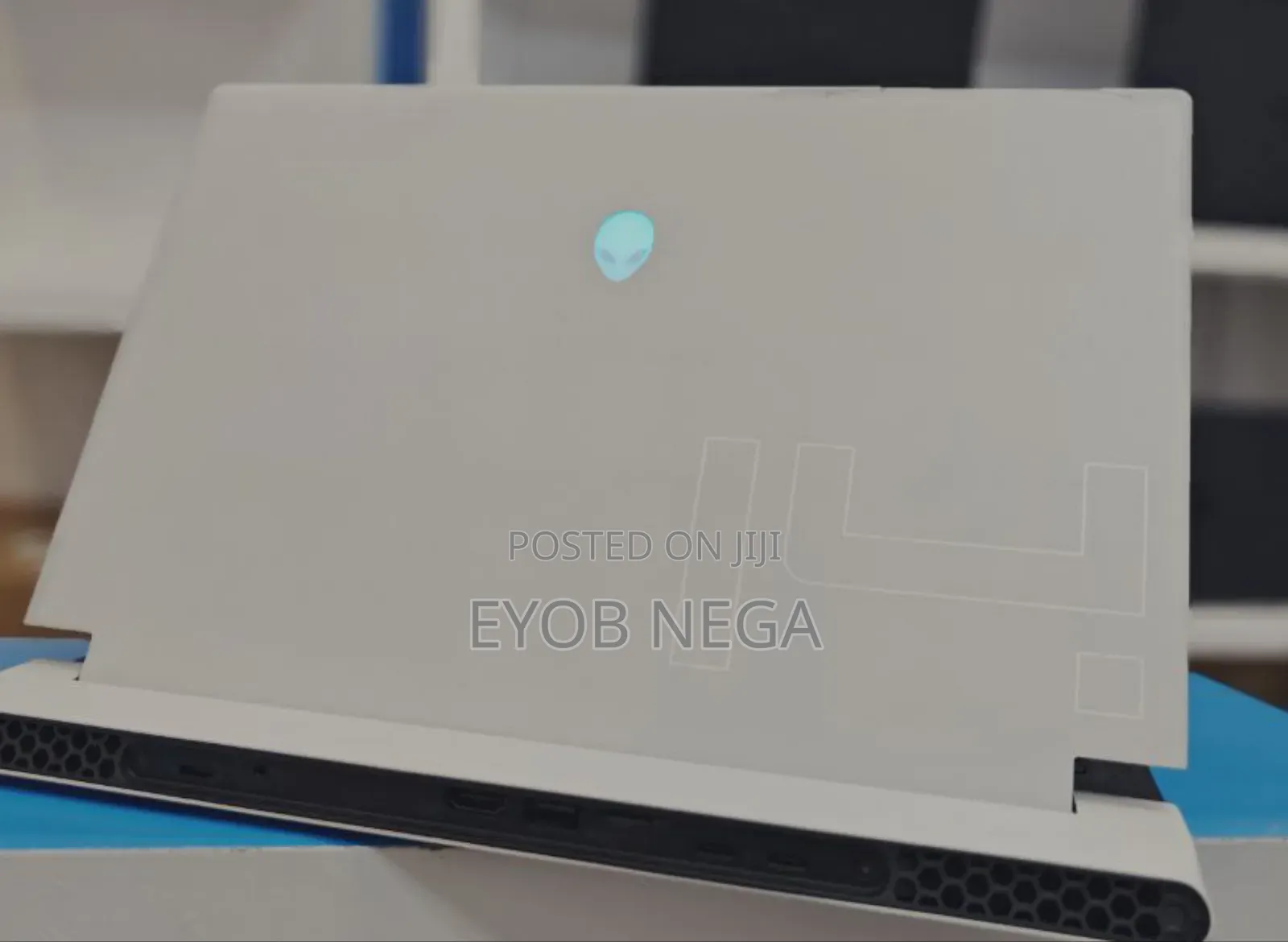 New Laptop Alienware Area-51m 16GB Intel Core I7 SSD 512GB