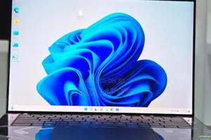 New Laptop Dell XPS 15 32GB Intel Core I9 SSD 2T