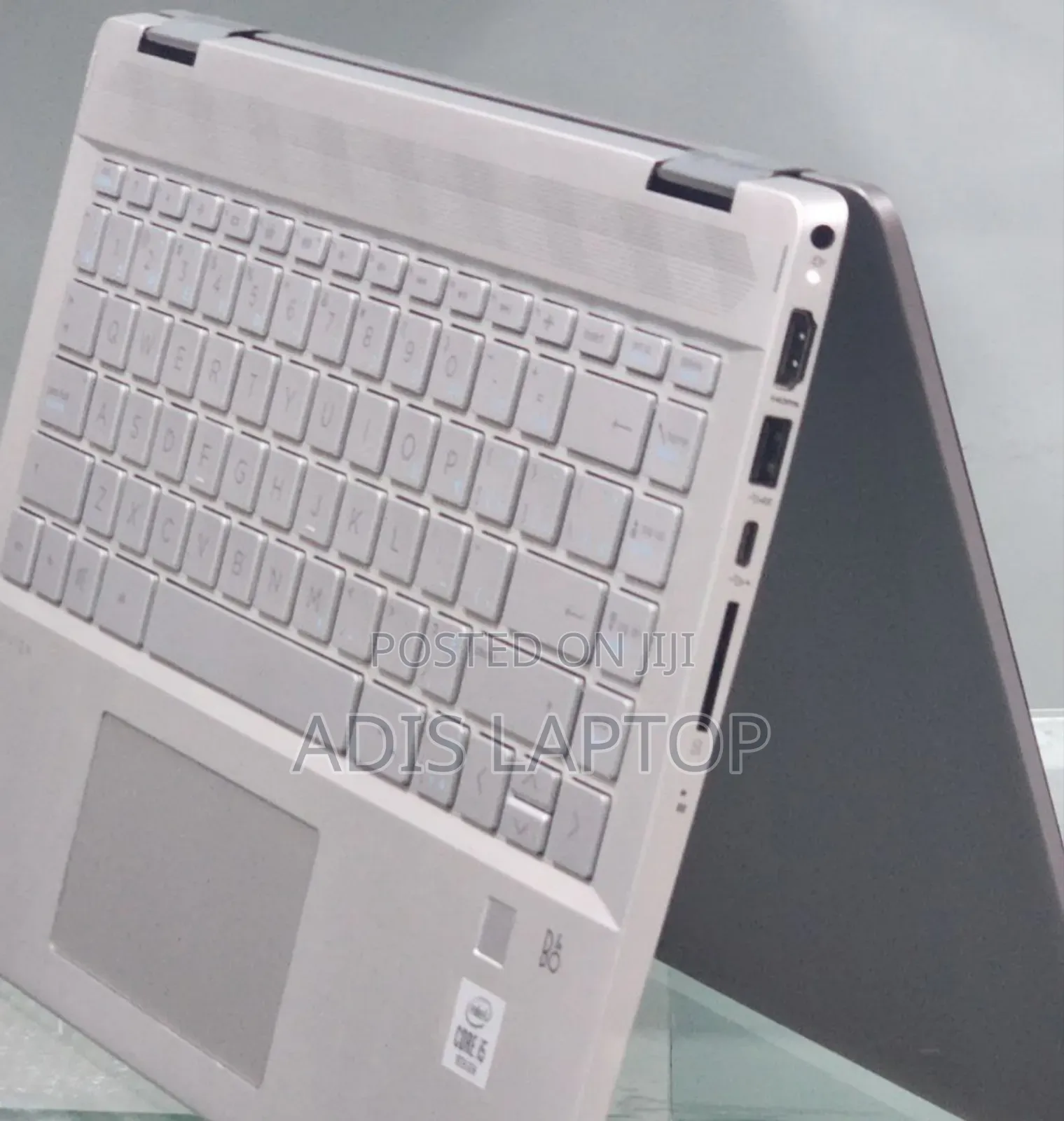 New Laptop HP Pavilion 13 8GB Intel Core I7 SSD 256GB