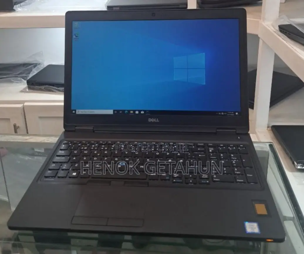 New Laptop Dell Latitude 5580 8GB Intel Core I5 SSD 256GB