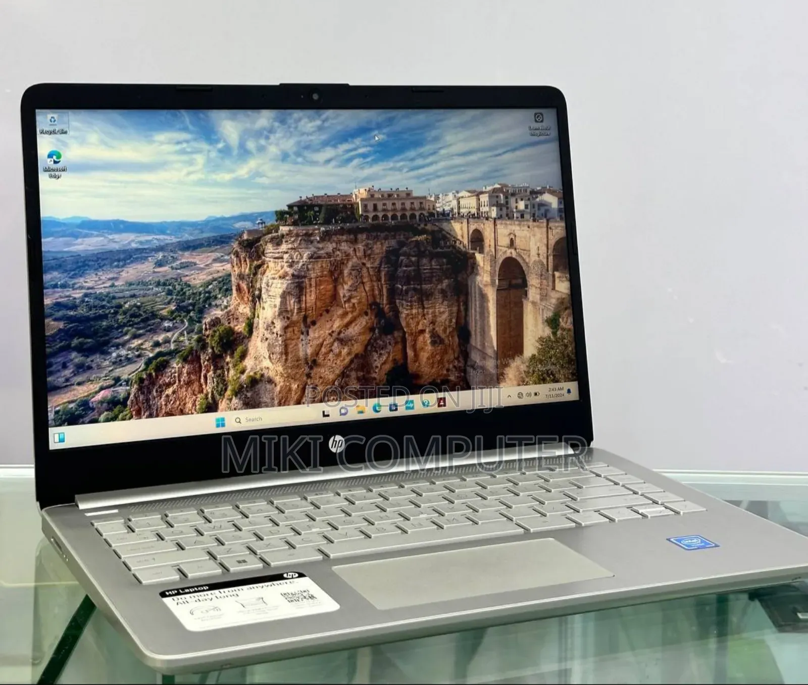 New Laptop HP Stream Notebook 8GB Intel Atom SSD 128GB