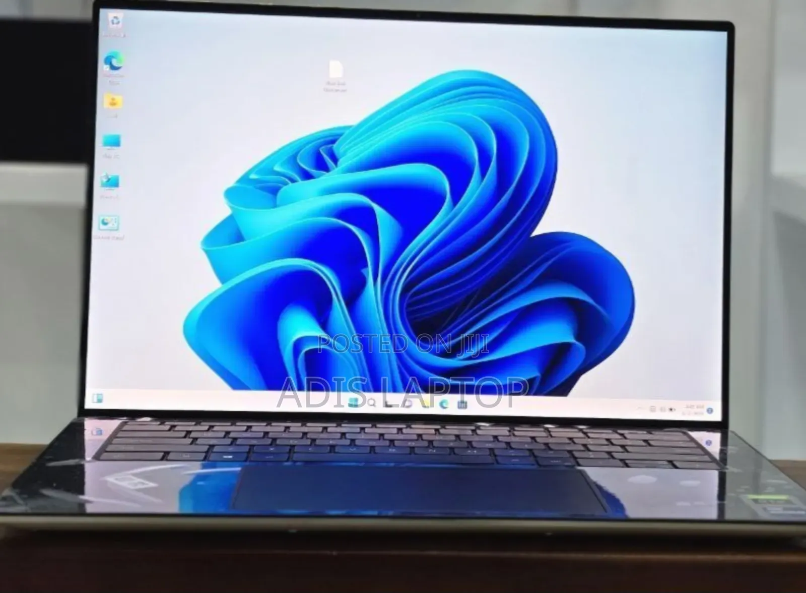 New Laptop HP Envy X360 8GB Intel Core I7 SSD 512GB