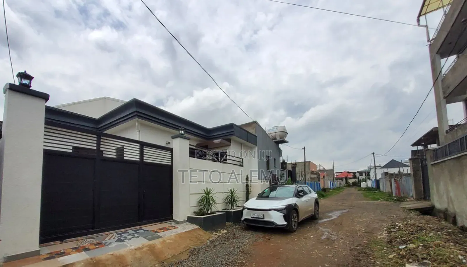 3bdrm Villa in የሚሸጥ ቪላ ሰሚት ወርዳ 11, Yeka for sale