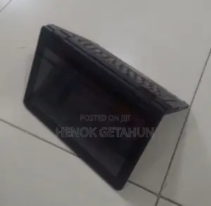 New Laptop Lenovo Yoga 11e 4GB Intel Core I3 HDD 128GB