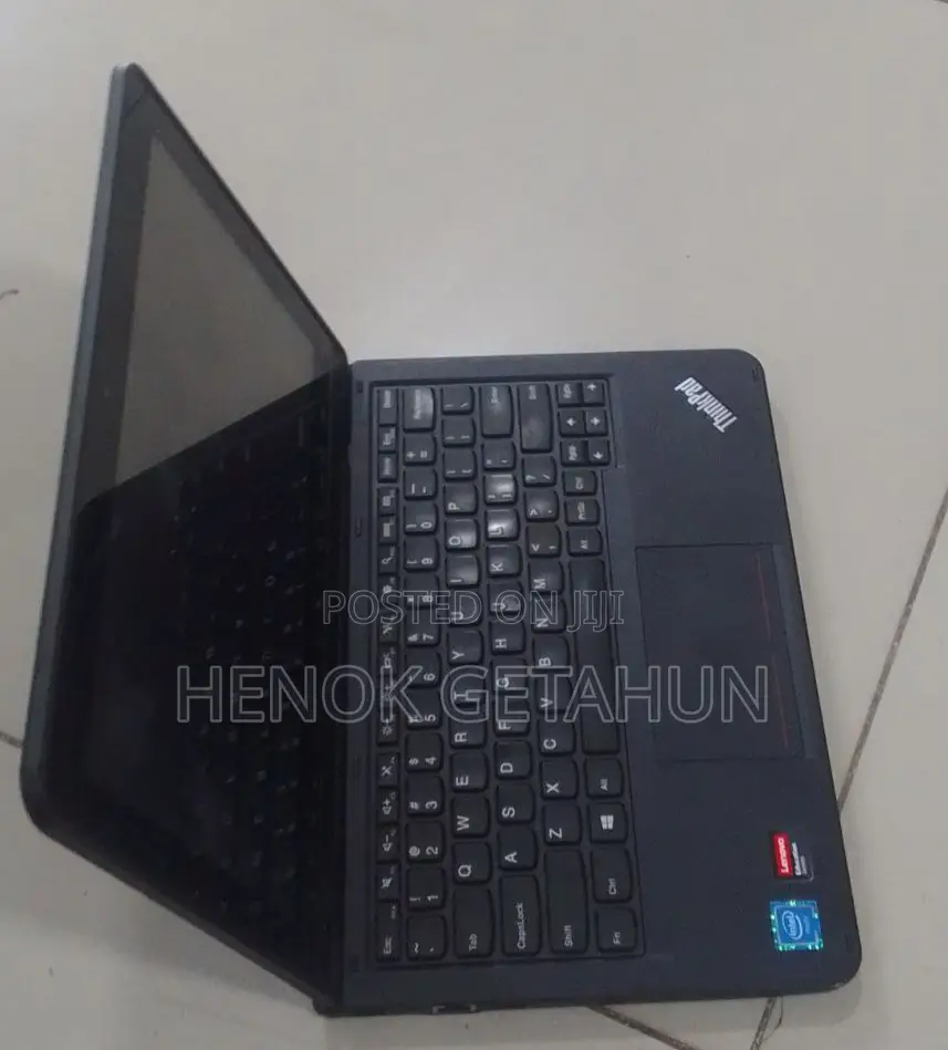New Laptop Lenovo Yoga 11e 4GB Intel Core I3 HDD 128GB