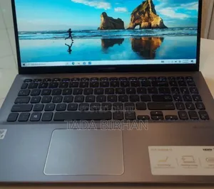 New Laptop Asus 1015E 8GB Intel Core I7 SSD 512GB