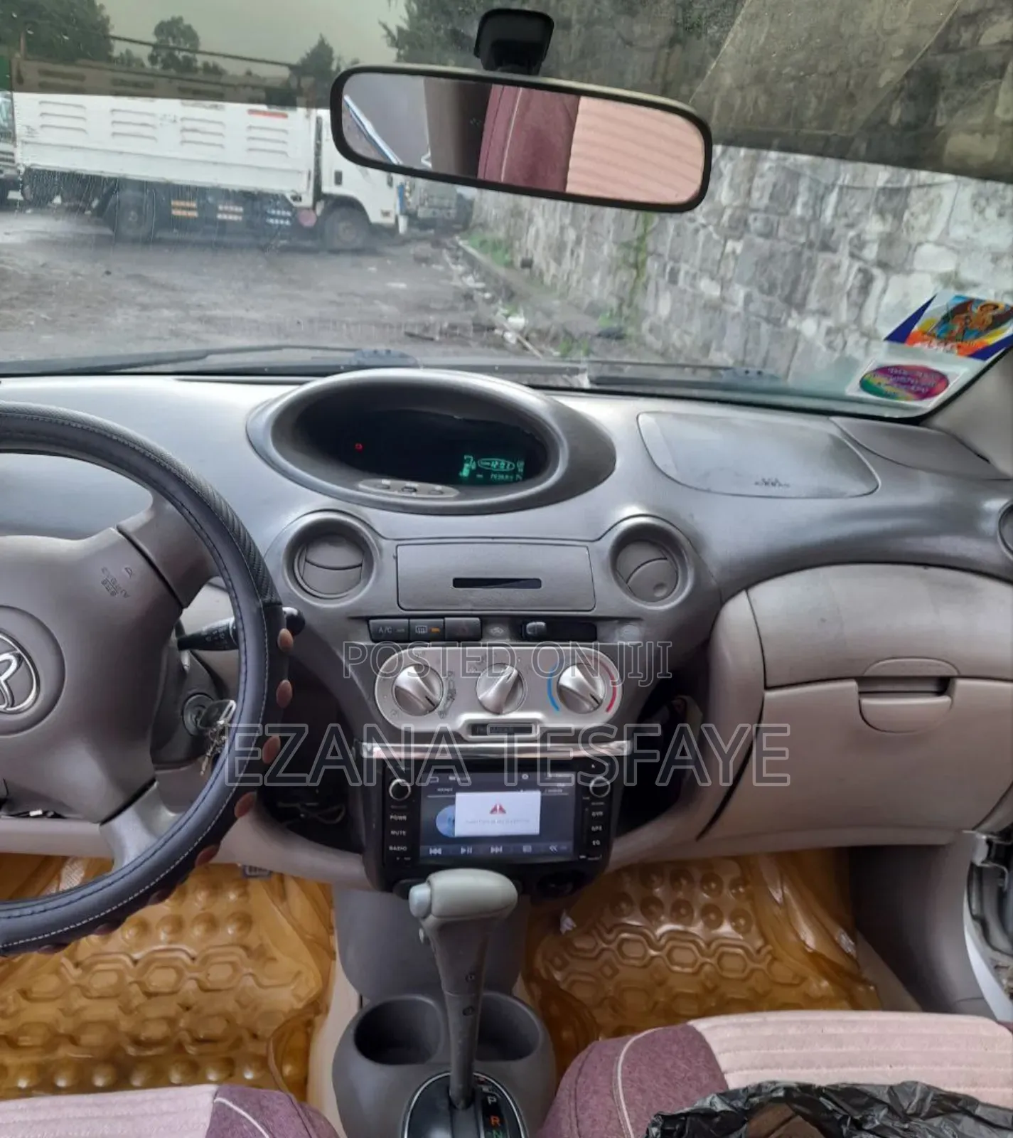 Toyota Platz 2005 Silver