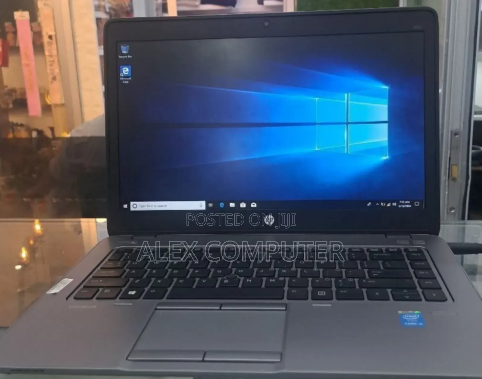 New Laptop HP 14-Dq1088wm 8GB Intel Core I5 HDD 500GB