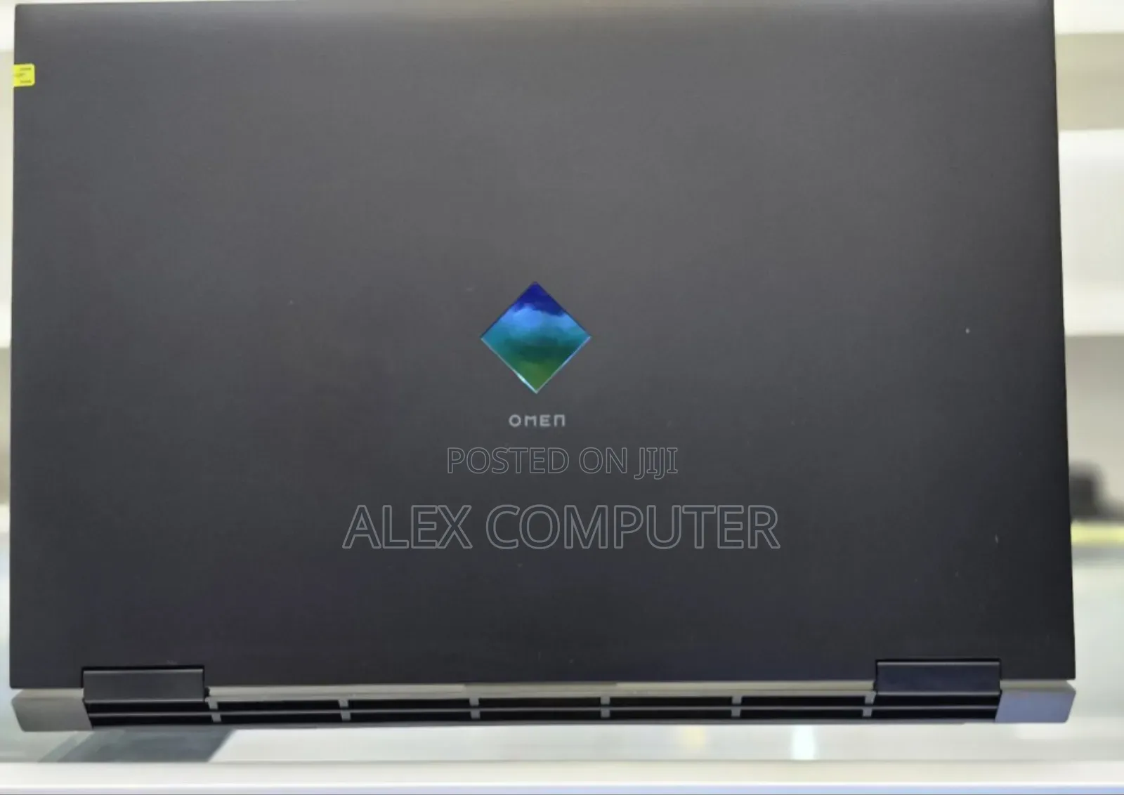 New Laptop HP Omen 17 16GB Intel Core I7 SSD 1T