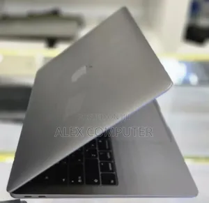 Photo - New Laptop Apple MacBook Air 2019 16GB Intel Core I5 SSD 256GB