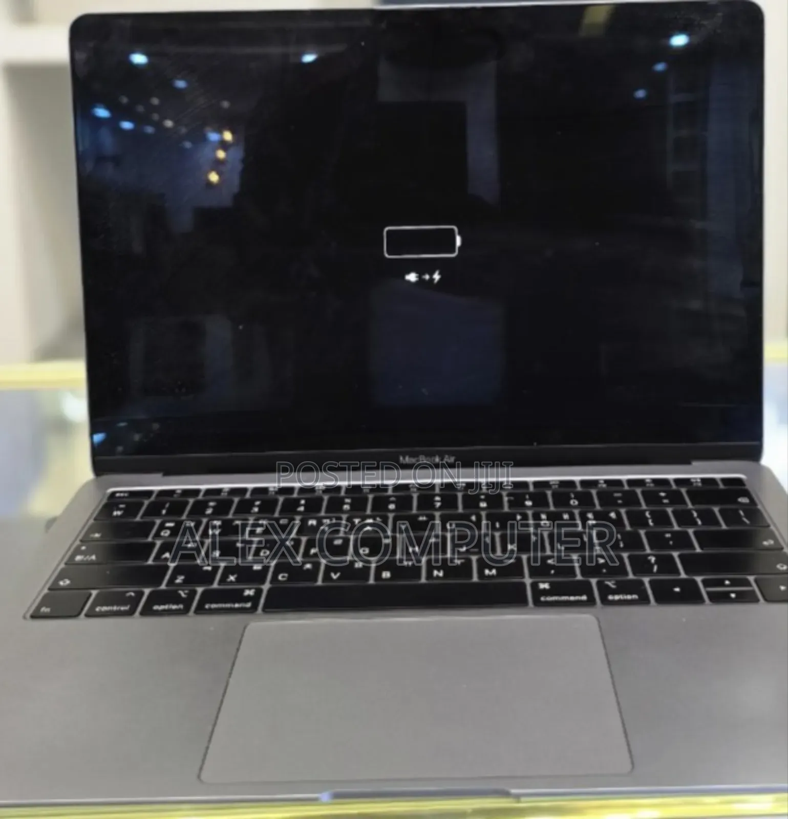 New Laptop Apple MacBook Air 2019 16GB Intel Core I5 SSD 256GB
