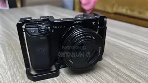 Sony A6300