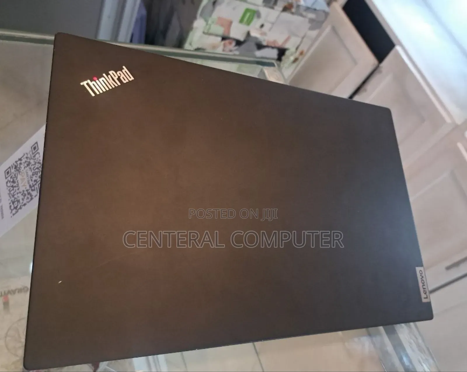 New Laptop Lenovo ThinkPad Yoga 8GB Intel Core I7 SSD 512GB