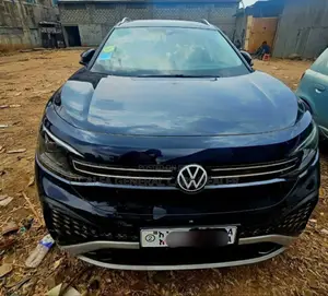 Photo - New Volkswagen ID.6 2023 Blue