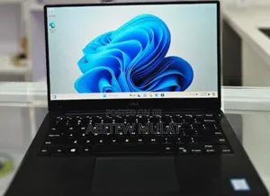 New Laptop Dell XPS 13 8GB Intel Core I7 SSD 512GB