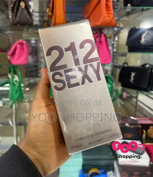 Photo - Carolina Herrera 212 Sexy