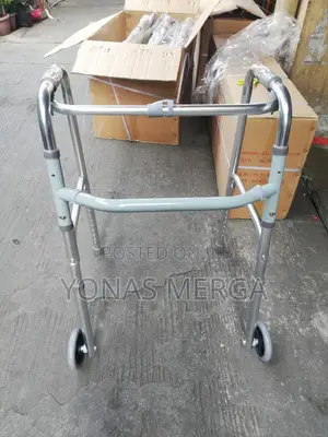 Photo - Aluminum Walker/Stylemodern/Walker/Easy to Open and Close