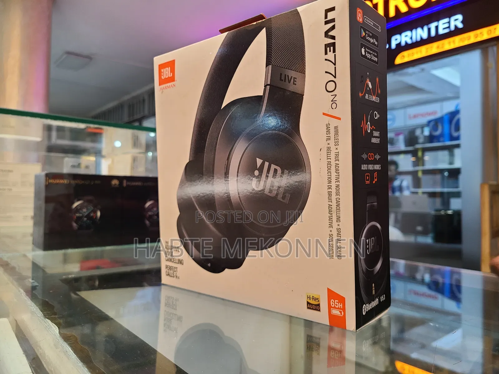 JBL Live 770