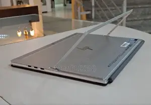 New Laptop HP Elite X2 1012 16GB Intel Core I5 SSD 256GB