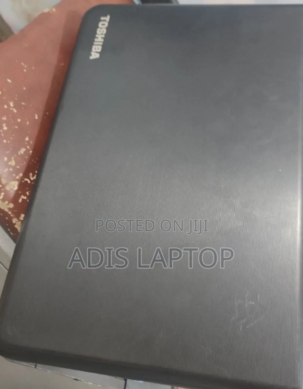 New Laptop Toshiba Satellite C850 8GB Intel Core I3 SSD 320GB