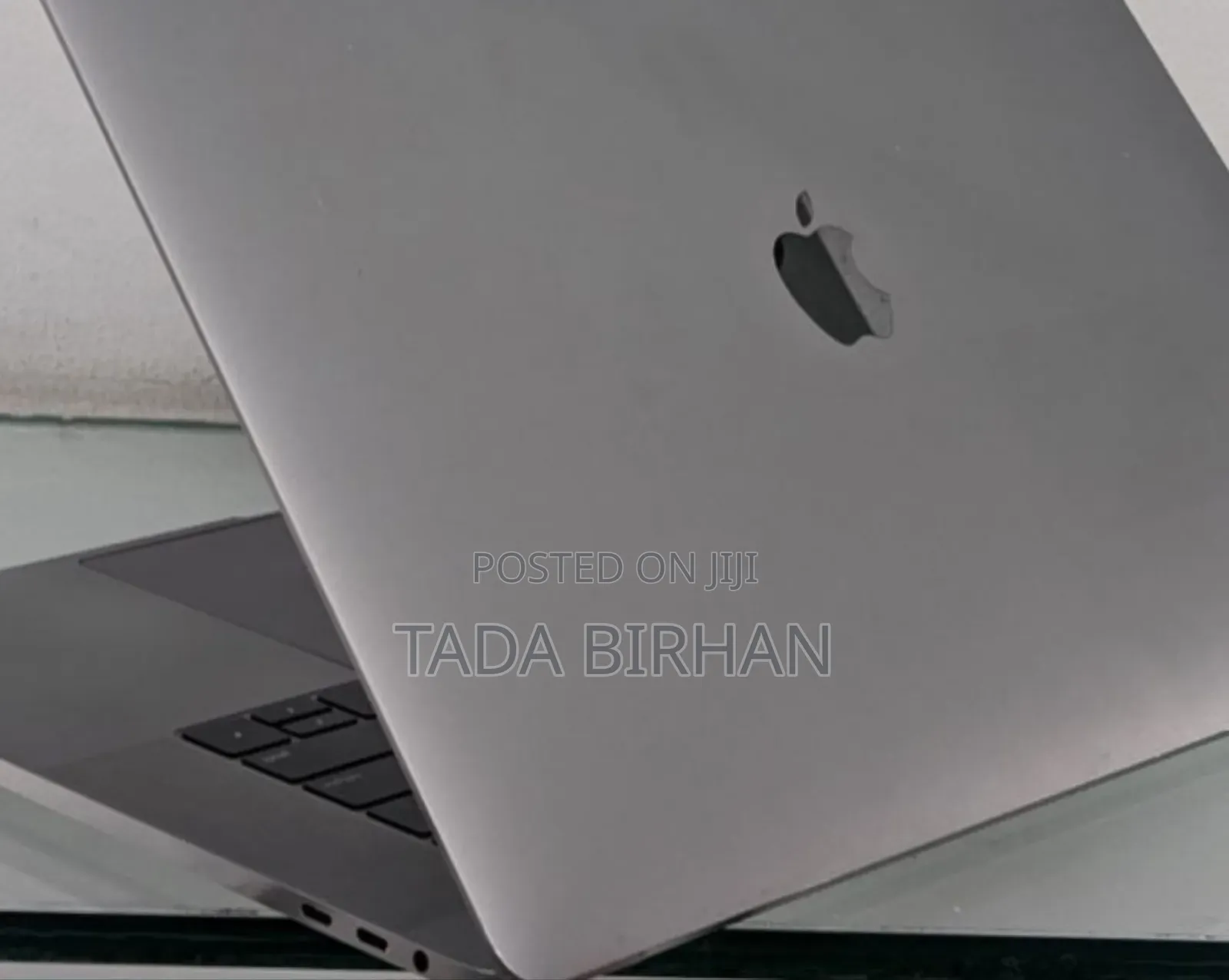 New Laptop Apple MacBook Pro 2018 32GB Intel Core I7 SSD 512GB