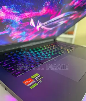 New Laptop Asus ROG Strix G15 32GB AMD Ryzen 9 SSD 1T