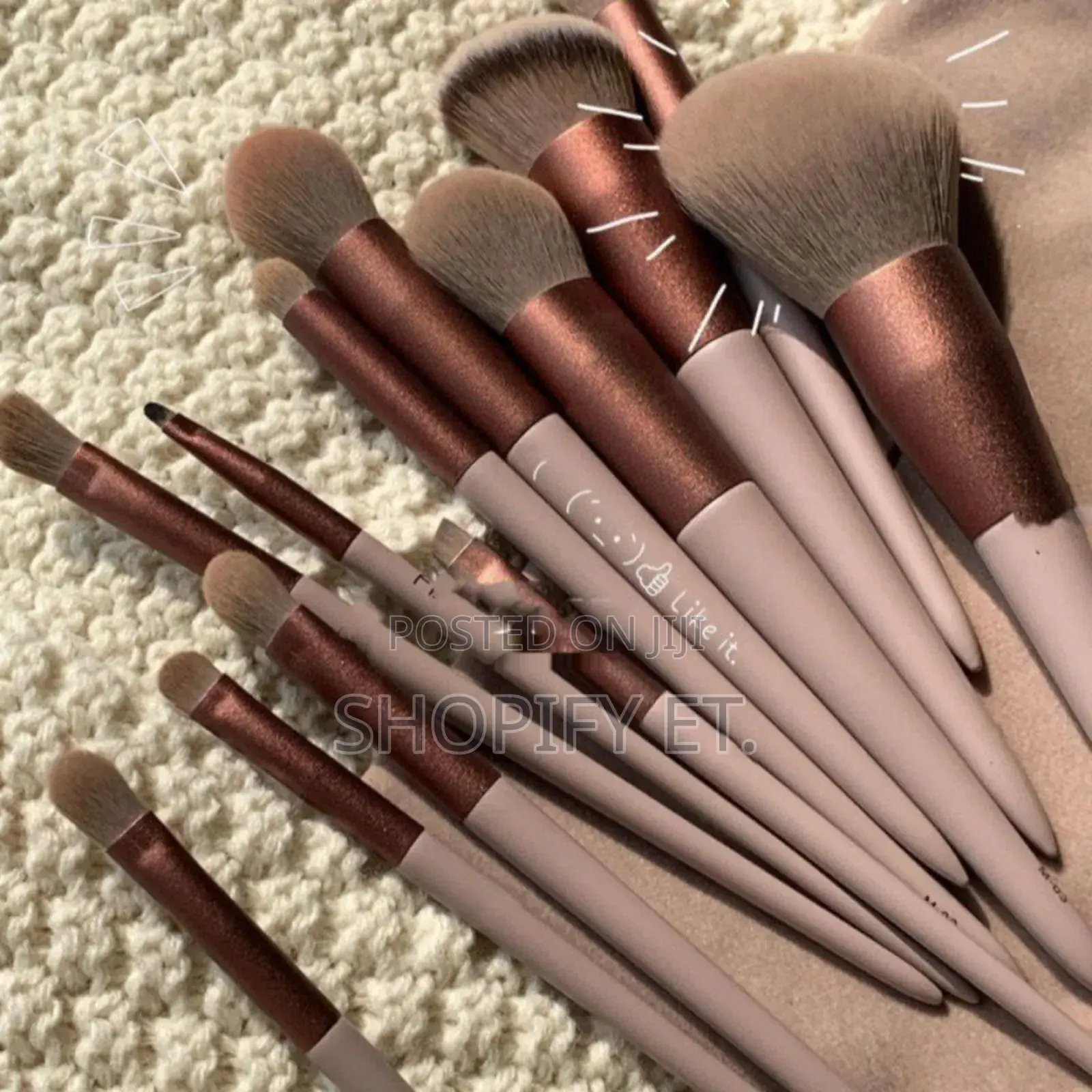 13 Piece Makeup Brush