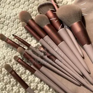 13 Piece Makeup Brush