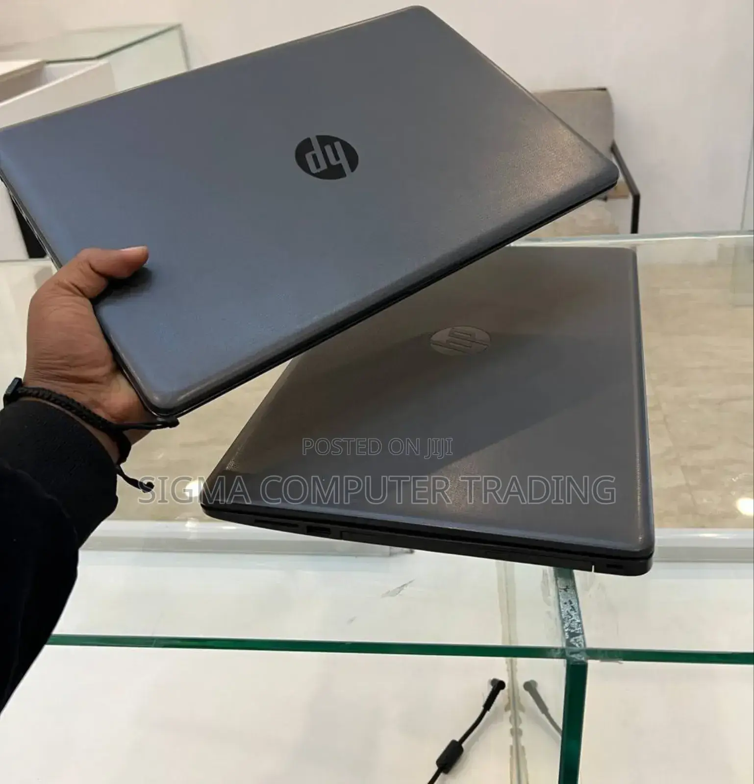 New Laptop HP Stream Notebook 8GB Intel Core I7 HDD 1T
