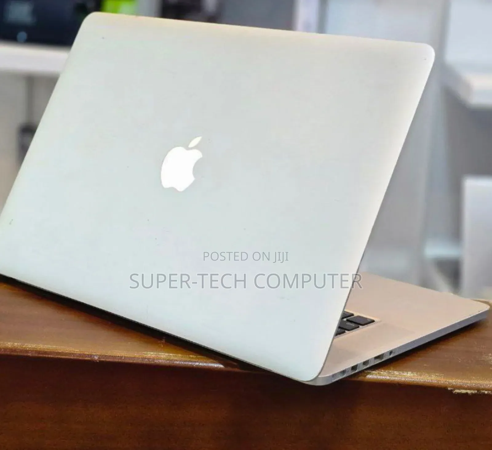 New Laptop Apple MacBook Pro 2015 16GB Intel Core I7 SSD 512GB
