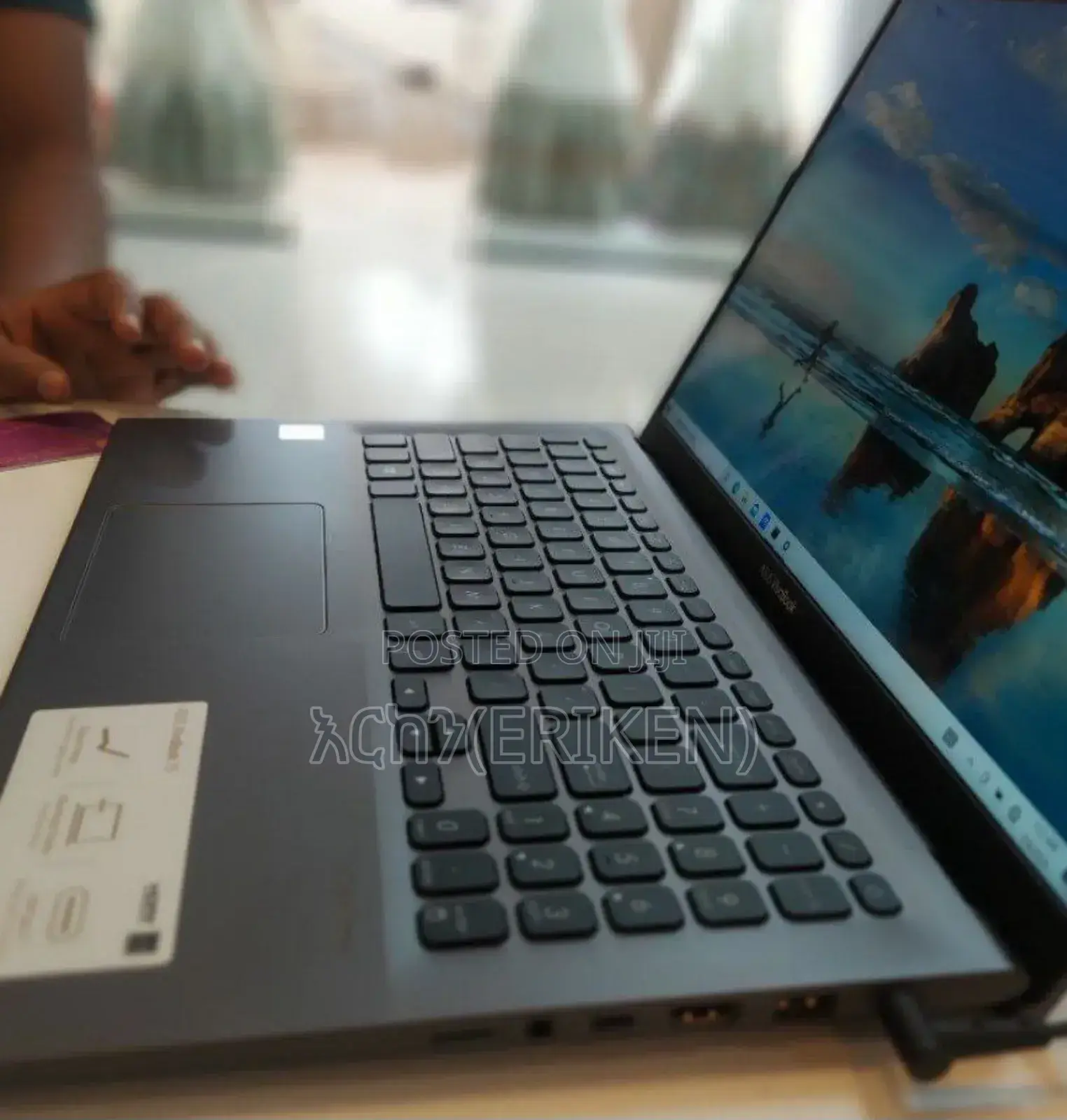 New Laptop Asus VivoBook 15 X505BA 8GB Intel Core I7 HDD+SSD 256GB