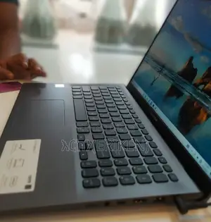 New Laptop Asus VivoBook 15 X505BA 8GB Intel Core I7 HDD+SSD 256GB