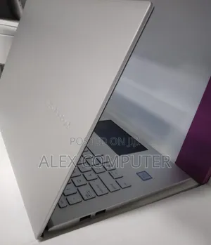 New Laptop Asus VivoBook 15 X505BA 12GB Intel Core I7 SSD 512GB