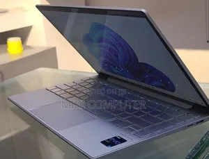 New Laptop HP Envy X360 8GB Intel Core I7 SSD 512GB