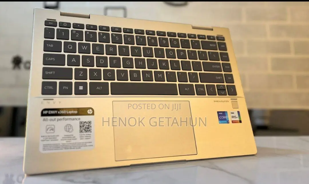 New Laptop HP Envy X360 16GB Intel Core I5 SSD 1T
