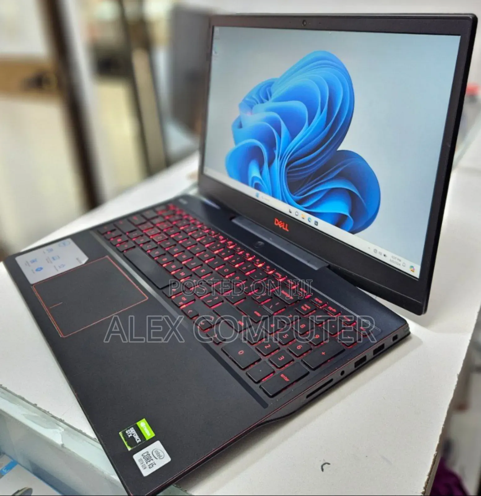 New Laptop Dell G3 15 3500 8GB Intel Core I5 SSD 512GB