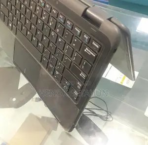 New Laptop Dell Latitude 3189 4GB Intel Core I3 HDD 128GB