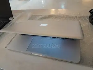 New Laptop Apple MacBook Pro 2012 4GB Intel Core I5 HDD 500GB