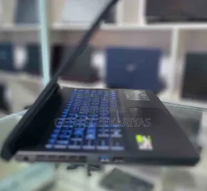 New Laptop MSI 16GB AMD Ryzen 5 SSD 512GB