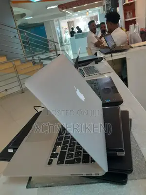 Photo - New Laptop Apple MacBook Air 2013 4GB Intel Core I5 SSD 128GB