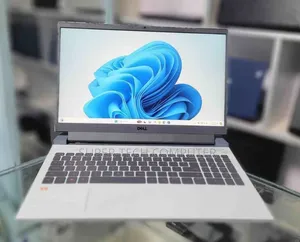 New Laptop Dell G15 5535 16GB AMD Ryzen 7 SSD 512GB