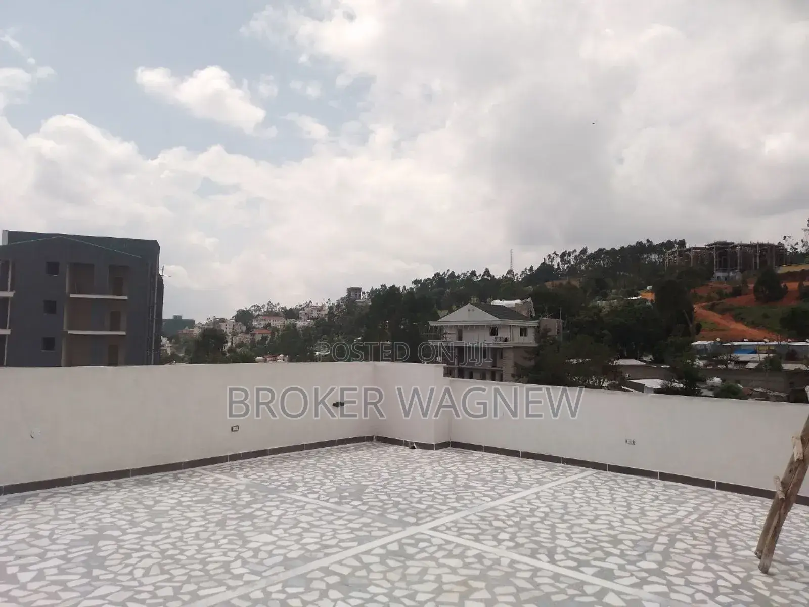 2bdrm Apartment in Yeka for rent