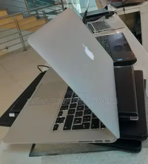 New Laptop Apple MacBook Air 2013 4GB Intel Core I5 SSD 128GB