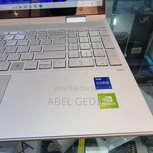 New Laptop HP Envy X360 16GB Intel Core I7 SSD 1T