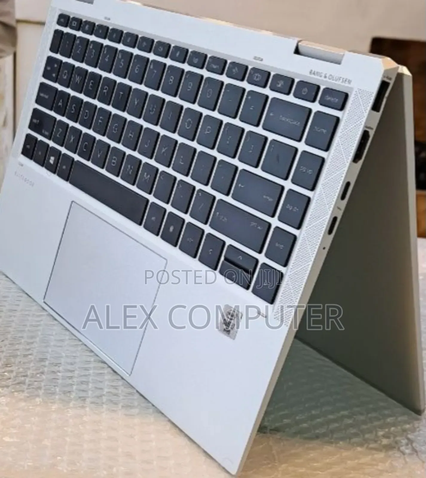 New Laptop HP EliteBook X360 1040 G7 16GB Intel Core I7 SSD 512GB