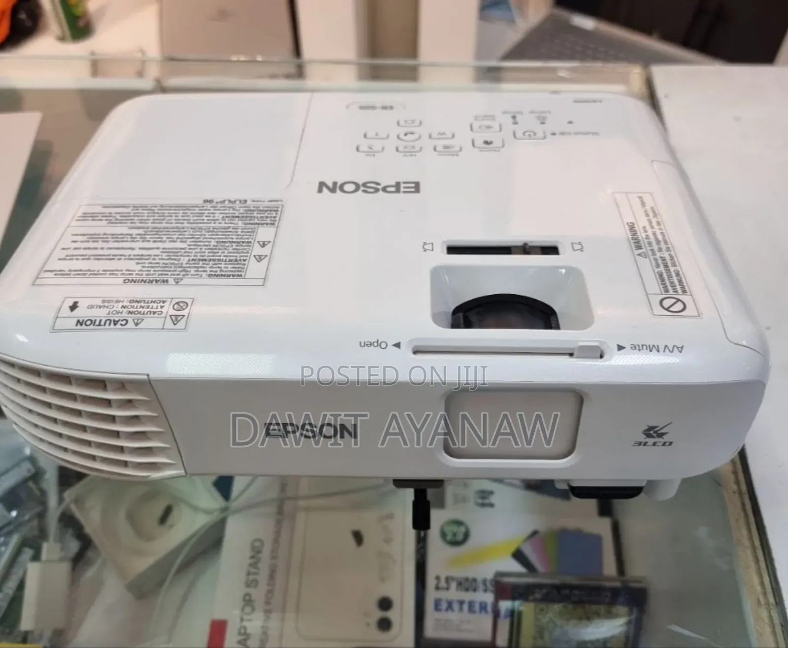 EB-S05 Epson Projector