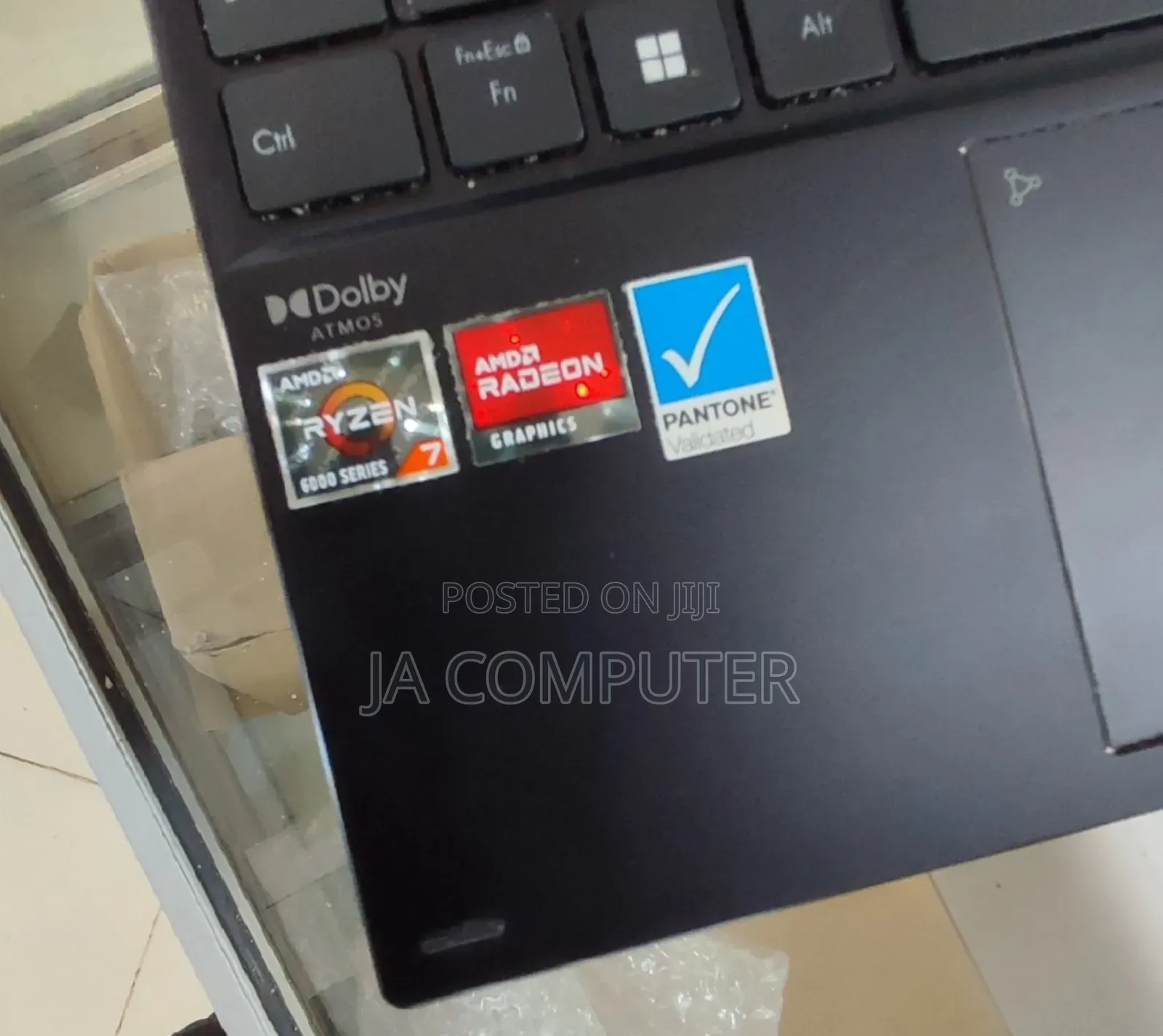 New Laptop Asus ZenBook UX303LA 16GB AMD Ryzen 7 SSD 1T