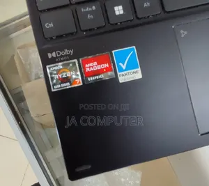 New Laptop Asus ZenBook UX303LA 16GB AMD Ryzen 7 SSD 1T